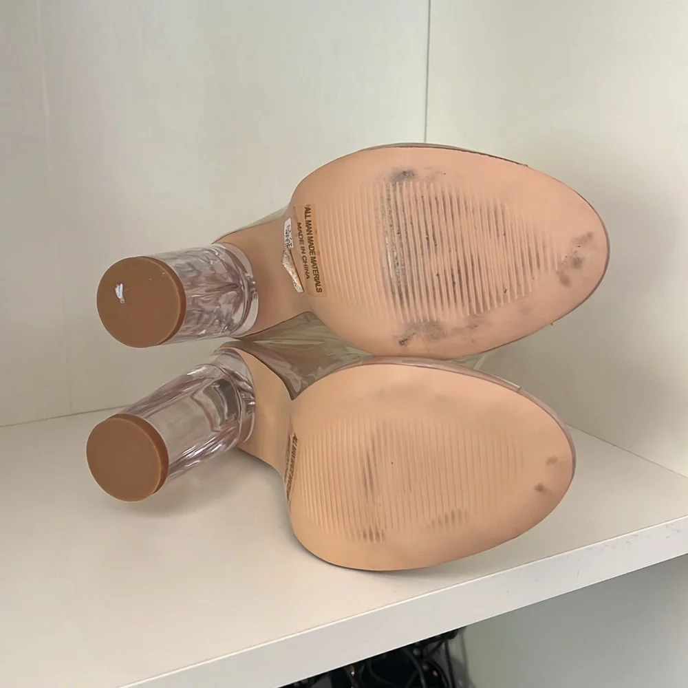 X2B heels